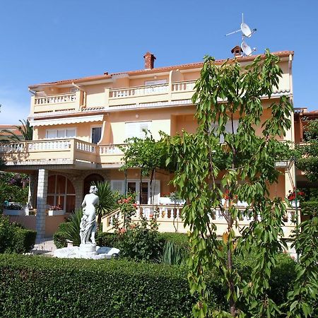 Guest House Sandra 拉布 外观 照片