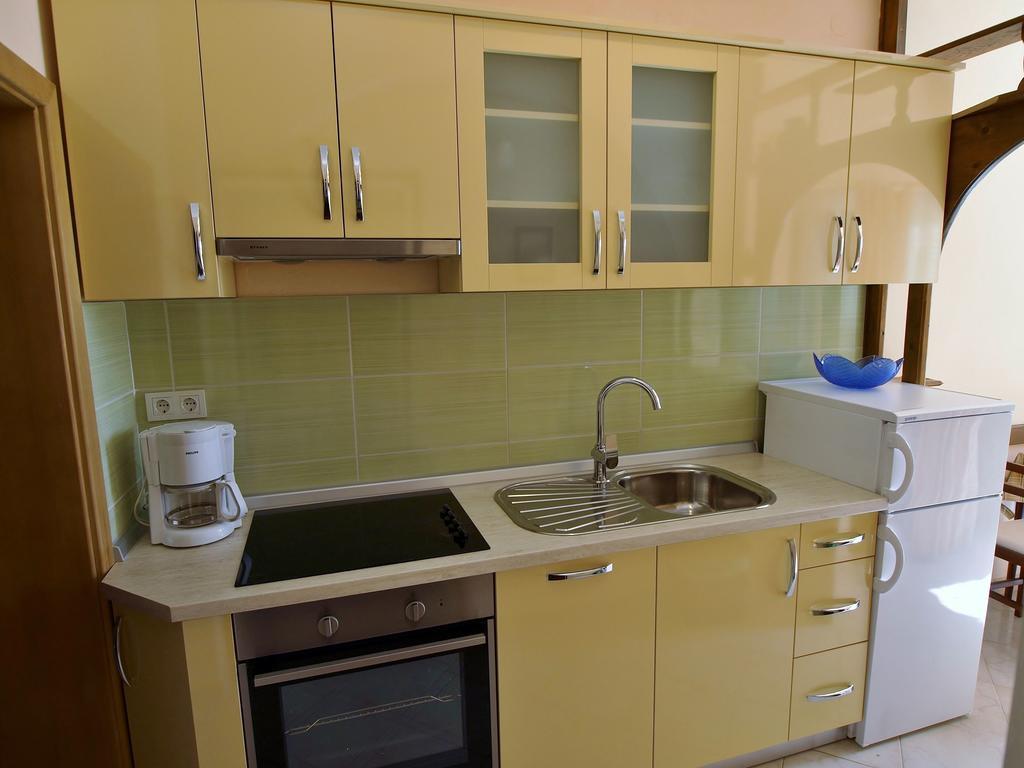 Guest House Sandra 拉布 外观 照片